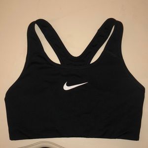 Black nike sports bra